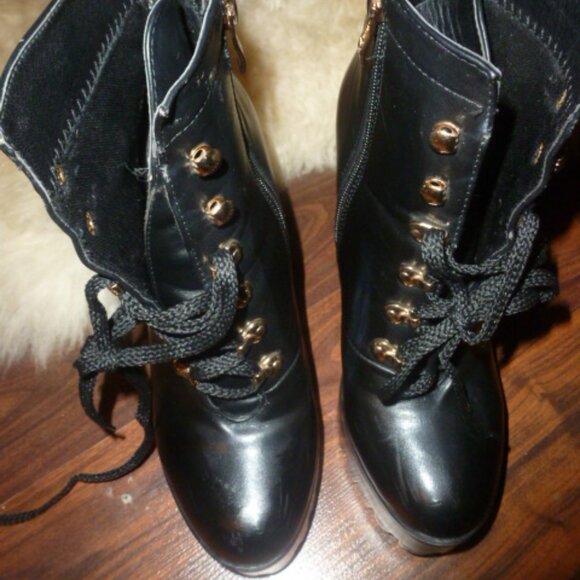 HOT- LAMODA Black Platform Ankle Boots – Flame Heel Design – EU 37 - Picture 14 of 16